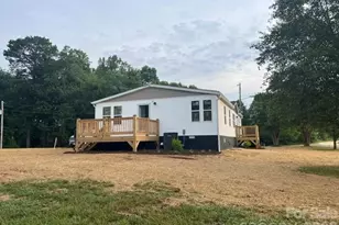 204 A L Fox Rd, Taylorsville, NC 28681 - Photo 2