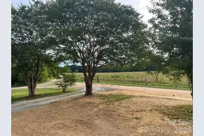 204 A L Fox Road, Taylorsville, NC 28681 - Photo 8