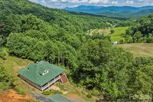 1856 Lickskillet Rd, Burnsville, NC 28714 - Photo 2