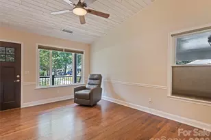 515 Westover Dr, High Point, NC 27265 - Photo 14