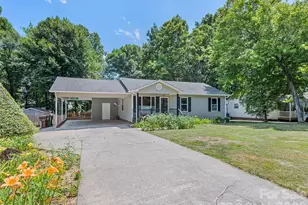 515 Westover Dr, High Point, NC 27265 - Photo 2
