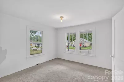 401 Pryor Street, Gastonia, NC 28052 - Photo 12
