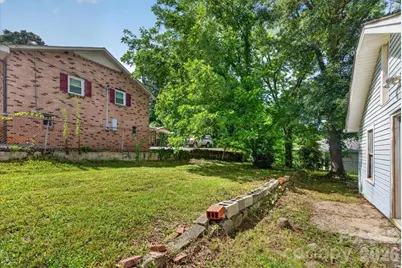 401 Pryor Street, Gastonia, NC 28052 - Photo 30