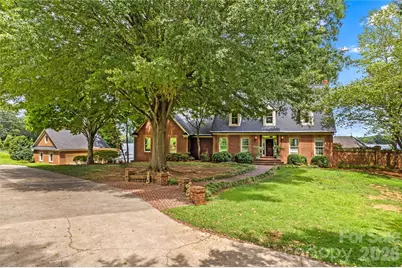 810 Fox Hollow Lane, Salisbury, NC 28146 - Photo 4