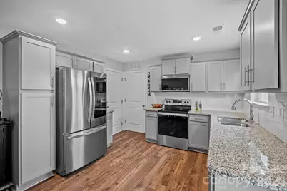 10 Benedict Lane, Weaverville, NC 28787 - Photo 8
