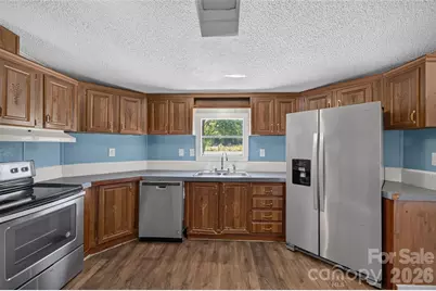 2596 Midnight Drive, Claremont, NC 28610 - Photo 8