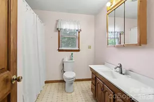 124 E Catawba Ave, Mooresville, NC 28115 - Photo 16