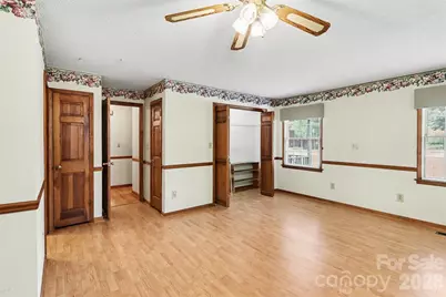 124 E Catawba Avenue, Mooresville, NC 28115 - Photo 14