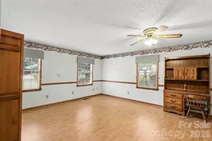 124 E Catawba Ave, Mooresville, NC 28115 - Photo 10