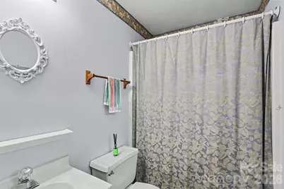 124 E Catawba Avenue, Mooresville, NC 28115 - Photo 24