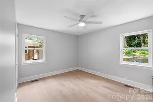 2617 Clydesdale Terrace, Charlotte, NC 28208 - Photo 18