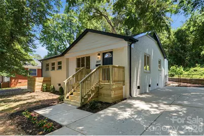 2617 Clydesdale Terrace, Charlotte, NC 28208 - Photo 2