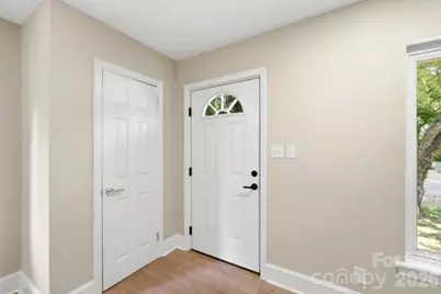 2617 Clydesdale Terrace, Charlotte, NC 28208 - Photo 6