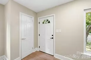 2617 Clydesdale Terrace, Charlotte, NC 28208 - Photo 6