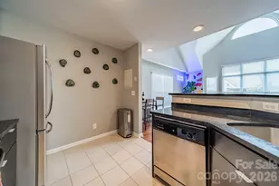 513 N Graham St, Charlotte, NC 28202 - Photo 16