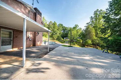 119 Foothill Drive, Lenoir, NC 28645 - Photo 12