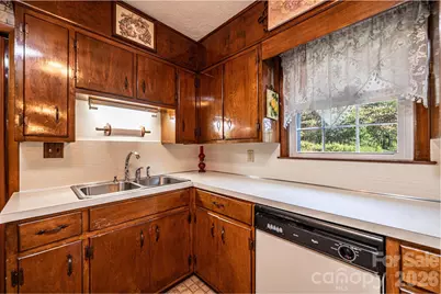 119 Foothill Drive, Lenoir, NC 28645 - Photo 24