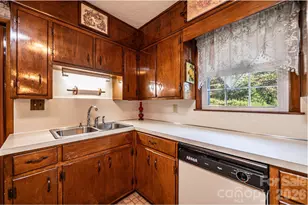 119 Foothill Dr, Lenoir, NC 28645 - Photo 24