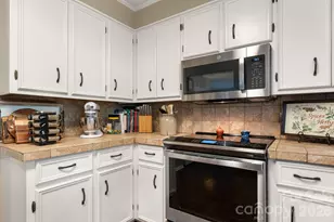 446 17th Ave Dr NE, Hickory, NC 28601 - Photo 12