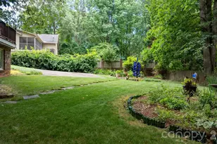 446 17th Ave Dr NE, Hickory, NC 28601 - Photo 38
