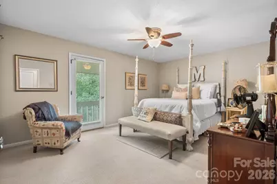 446 17th Avenue Drive NE, Hickory, NC 28601 - Photo 18