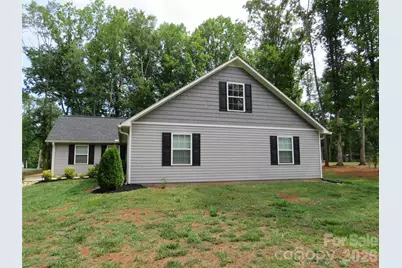 118 Tallyhoe Street, Forest City, NC 28043 - Photo 4