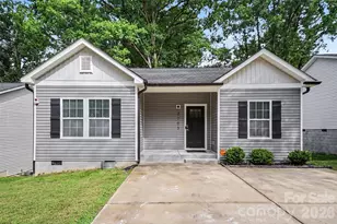 2703 S Calvary St, Gastonia, NC 28052 - Photo 2