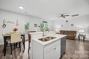 2703 S Calvary St, Gastonia, NC 28052 - Photo 12