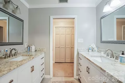 560 11th Avenue Circle NW, Hickory, NC 28601 - Photo 34