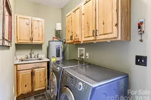 229 Rippling Brook Rd, Sylva, NC 28779 - Photo 16