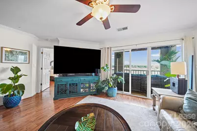 18637 Vineyard Point Lane, Cornelius, NC 28031 - Photo 6