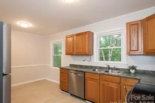 7 Brookshire Street Ext, Asheville, NC 28803 - Photo 10