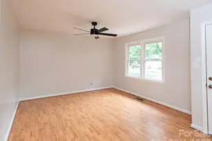 7 Brookshire Street Ext, Asheville, NC 28803 - Photo 6
