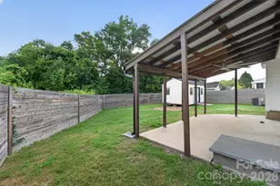 4883 Renfrew Dr, Concord, NC 28027 - Photo 14