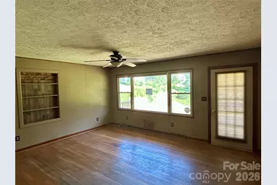169 Double Island Road, Burnsville, NC 28714 - Photo 8