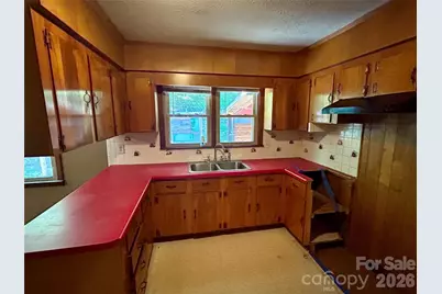 169 Double Island Road, Burnsville, NC 28714 - Photo 12
