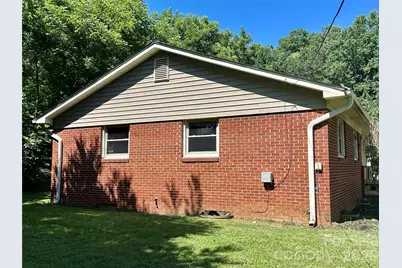 169 Double Island Road, Burnsville, NC 28714 - Photo 2