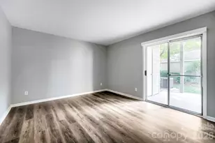 2520 Stradbrook Dr, Charlotte, NC 28210 - Photo 12