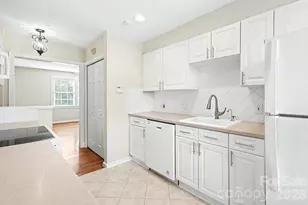 106 Colville Rd, Charlotte, NC 28207 - Photo 10