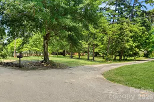 21024 Norman Shores Dr, Cornelius, NC 28031 - Photo 10