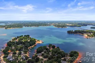 21024 Norman Shores Dr, Cornelius, NC 28031 - Photo 18