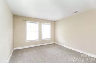 10107 Daufuskie Dr, Charlotte, NC 28278 - Photo 18