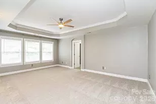 10107 Daufuskie Dr, Charlotte, NC 28278 - Photo 12