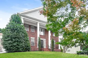 10107 Daufuskie Dr, Charlotte, NC 28278 - Photo 2