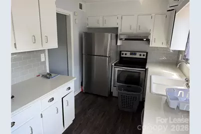 415 E Broad Street #A5, Statesville, NC 28677 - Photo 2