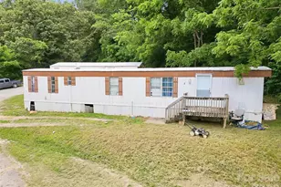 126 Lindsey Rd, Candler, NC 28715 - Photo 2