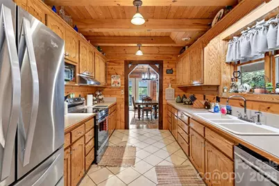 664 Paxton Creek Road, Marion, NC 28752 - Photo 6