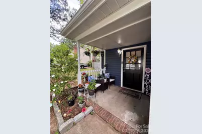 4509 Gaynelle Drive, Charlotte, NC 28215 - Photo 2