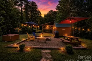 54 Thad Johnson Rd, Saluda, NC 28773 - Photo 12