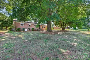 4400 Hamilton Cir, Charlotte, NC 28216 - Photo 34